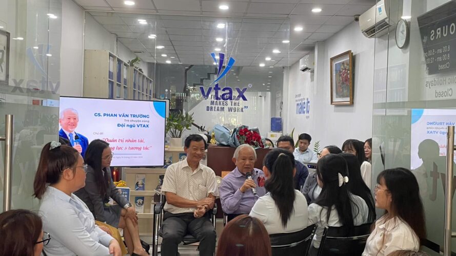 GS PHAN VAN TRUONG CHIA SE VOI DOI NGU VTAX